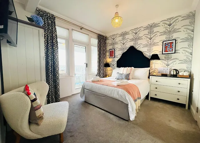 Beaches Guest House